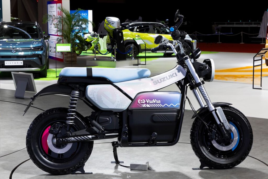 Suzuki e-VanVan