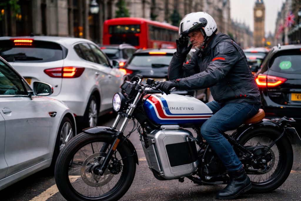 Maeving RM1S in heavy traffic