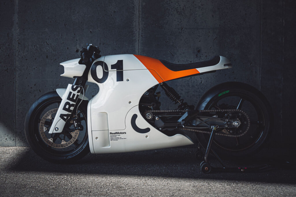 Real Motors Projekt Ares